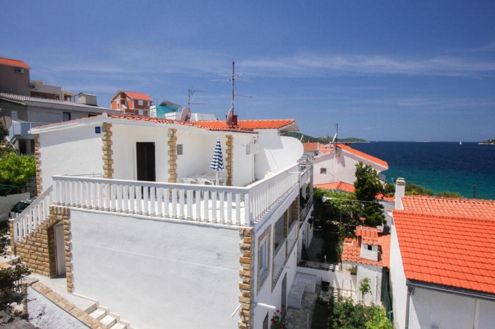 Apartment Jole Razanj Exterior photo