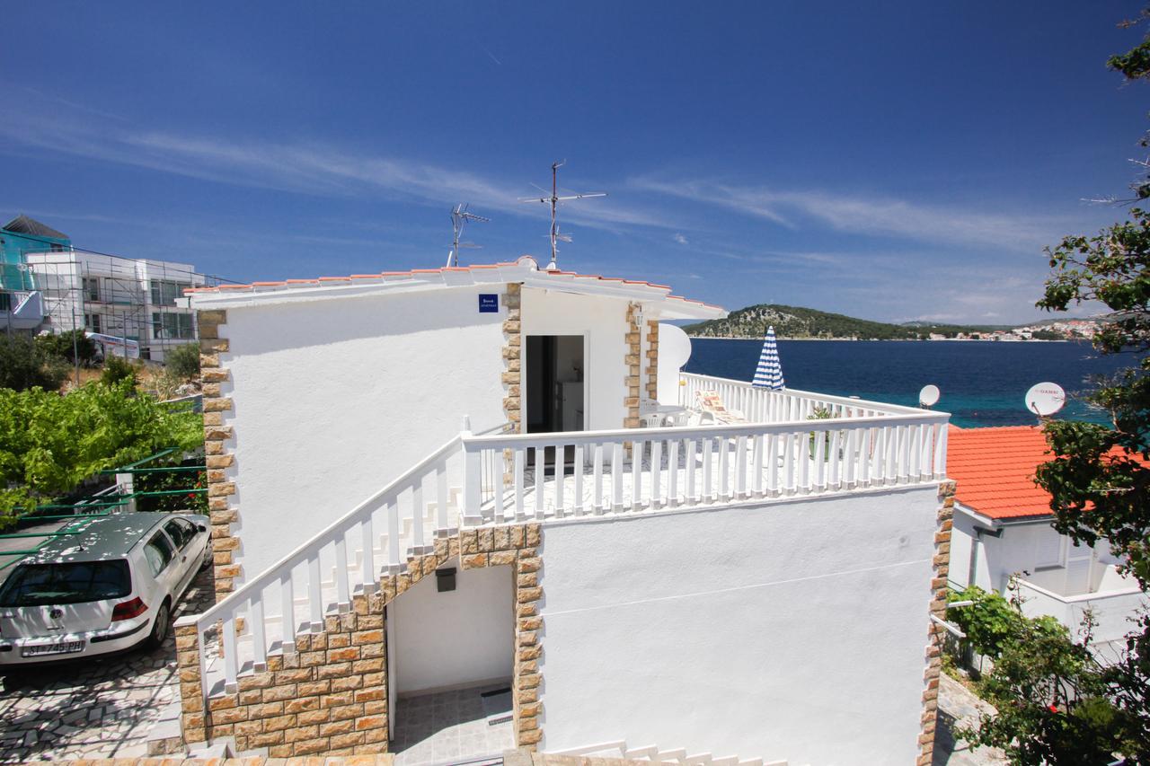Apartment Jole Razanj Exterior photo